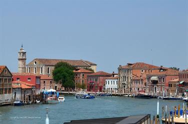 We explore Murano, DSE_7970_b_H490